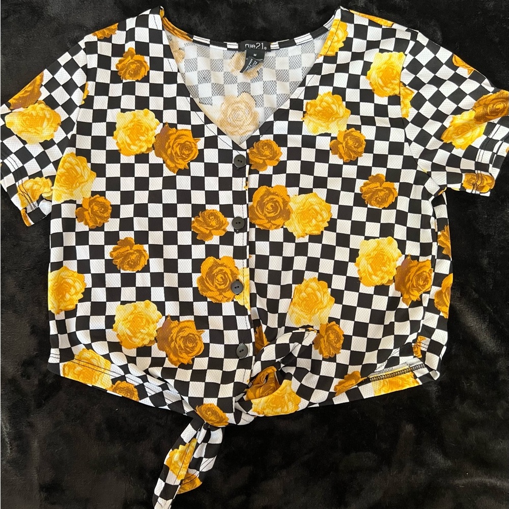 RUE 21 Plaid button down Crop top with tie